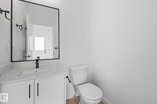 54 Eden Link, Fort Saskatchewan, AB - Indoor Photo Showing Bathroom