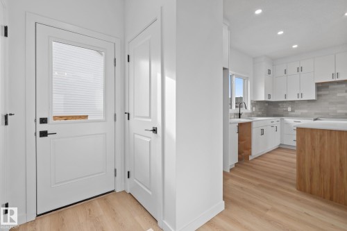54 Eden Link, Fort Saskatchewan, AB - Indoor Photo Showing Kitchen