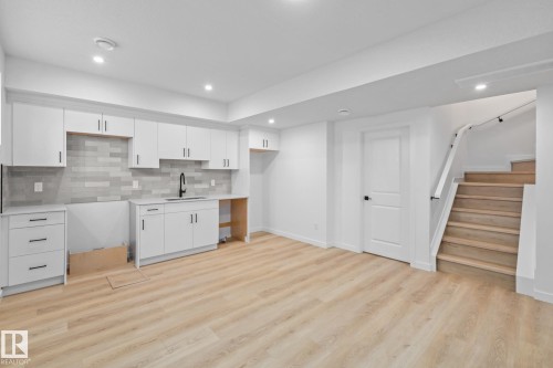 54 Eden Link, Fort Saskatchewan, AB - Indoor Photo Showing Kitchen