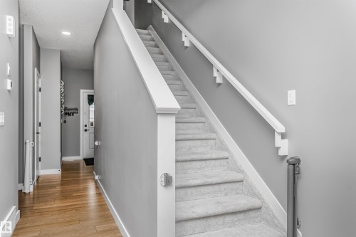 354 Genesis Villa(S), Stony Plain, AB - Indoor Photo Showing Other Room