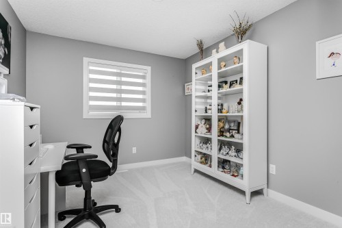 354 Genesis Villa(S), Stony Plain, AB - Indoor Photo Showing Office