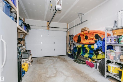 354 Genesis Villa(S), Stony Plain, AB - Indoor Photo Showing Garage