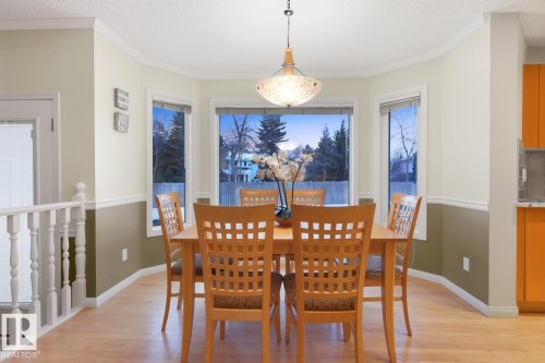 324 Wolf Ridge Point(E), Edmonton, AB - Indoor Photo Showing Dining Room