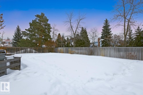 324 Wolf Ridge Point(E), Edmonton, AB - Outdoor