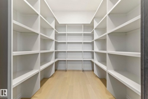 4638 Chegwin Wynd, Edmonton, AB - Indoor With Storage