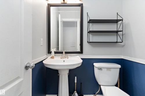 Half bath featuring toilet - 115 Walker Road, Edmonton, AB - Indoor Photo Showing Bathroom
