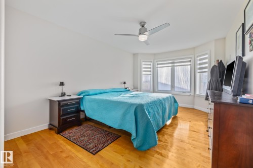 203 Bancroft Close, Edmonton, AB - Indoor Photo Showing Bedroom