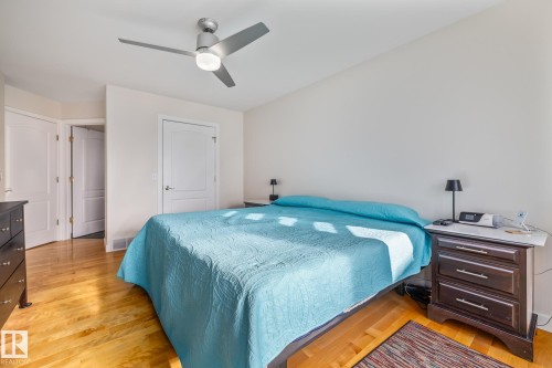 203 Bancroft Close, Edmonton, AB - Indoor Photo Showing Bedroom
