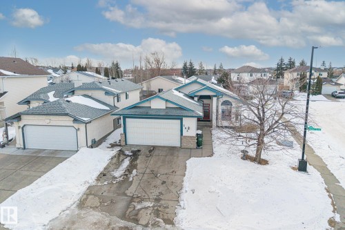203 Bancroft Close, Edmonton, AB - Outdoor With Facade