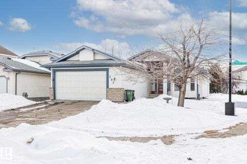 203 Bancroft Close, Edmonton, AB - Outdoor With Facade