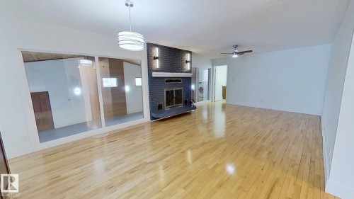 6426 37B Avenue, Edmonton, AB - Indoor With Fireplace
