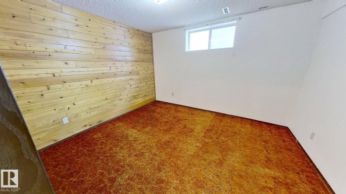 6426 37B Avenue, Edmonton, AB - Indoor Photo Showing Other Room