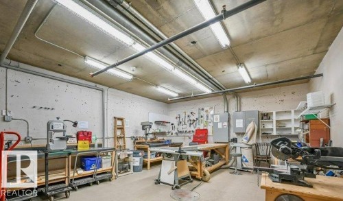 209 8912 156 Street, Edmonton, AB - Indoor