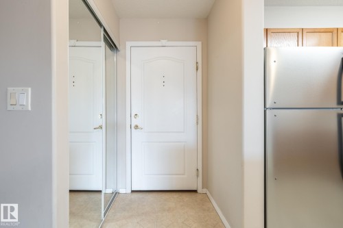 209 8912 156 Street, Edmonton, AB - Indoor Photo Showing Other Room