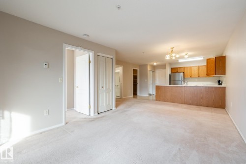 209 8912 156 Street, Edmonton, AB - Indoor