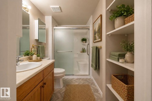 209 8912 156 Street, Edmonton, AB - Indoor Photo Showing Bathroom