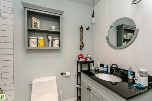 Bathroom featuring toilet and vanity - 407 8149 111 St S, Edmonton, AB - Indoor Photo Showing Bathroom