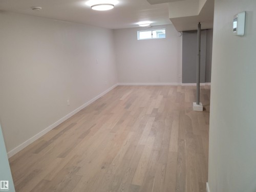 10832 163 Street, Edmonton, AB - Indoor