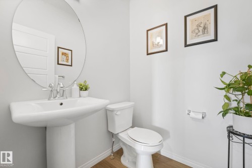 6417 66 Street, Beaumont, AB - Indoor Photo Showing Bathroom