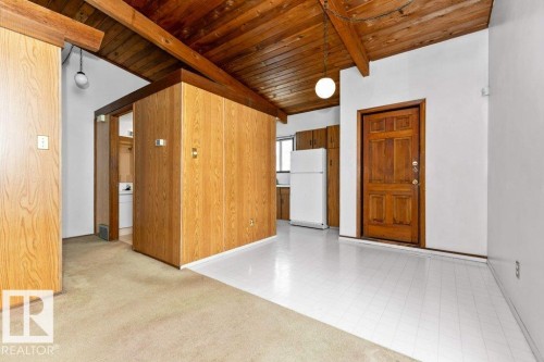 536 Lee Ridge Road, Edmonton, AB - Indoor Photo Showing Other Room
