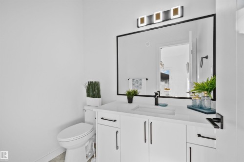330 Roberts Wynd, Leduc, AB - Indoor Photo Showing Bathroom