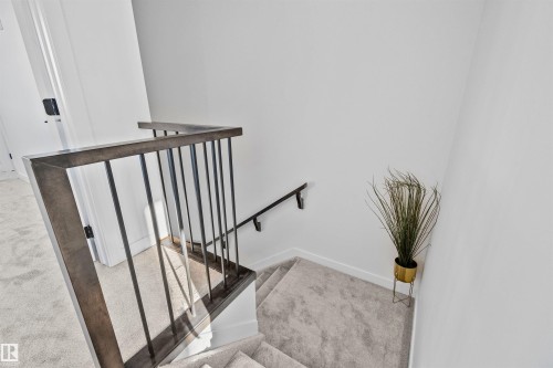 330 Roberts Wynd, Leduc, AB - Indoor Photo Showing Other Room