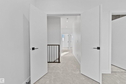 330 Roberts Wynd, Leduc, AB - Indoor Photo Showing Other Room