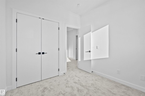 330 Roberts Wynd, Leduc, AB - Indoor Photo Showing Other Room