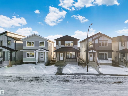 330 Roberts Wynd, Leduc, AB - Outdoor With Facade
