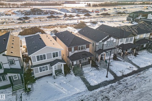 330 Roberts Wynd, Leduc, AB - Outdoor