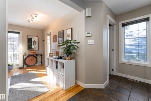 10906 72 Avenue, Edmonton, AB - Indoor Photo Showing Other Room