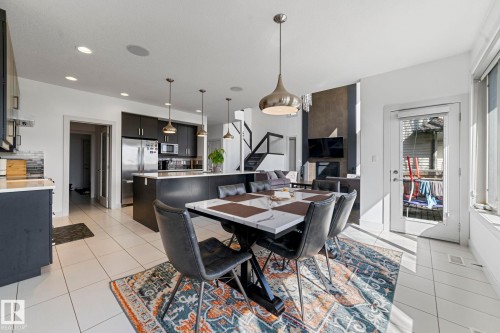 3695 Allan Drive, Edmonton, AB - Indoor