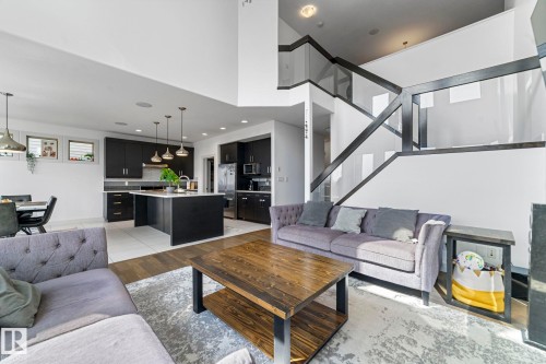 3695 Allan Drive, Edmonton, AB - Indoor Photo Showing Living Room