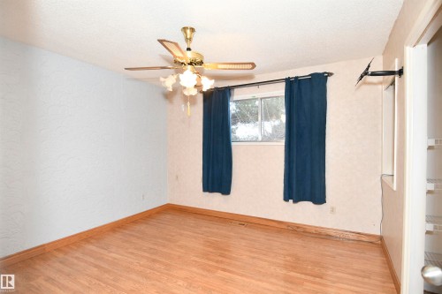 5012 54 Avenue, Leduc, AB - Indoor Photo Showing Other Room