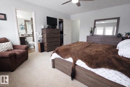 2151 28 Street, Edmonton, AB - Indoor Photo Showing Bedroom