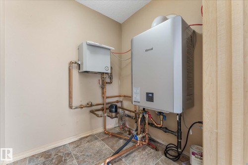 86 604 62 Street, Edmonton, AB - Indoor Photo Showing Other Room