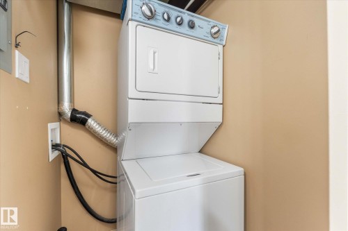 86 604 62 Street, Edmonton, AB - Indoor Photo Showing Laundry Room