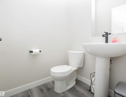 15 Springbrook Wynd, Spruce Grove, AB - Indoor Photo Showing Bathroom