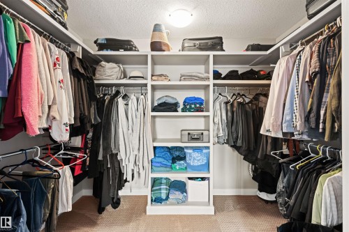 1477 Wates Link Link, Edmonton, AB - Indoor With Storage