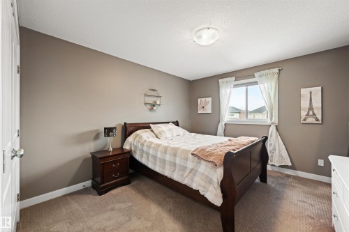 1477 Wates Link Link, Edmonton, AB - Indoor Photo Showing Bedroom