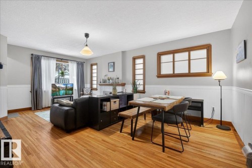 11234 68 Street, Edmonton, AB - Indoor