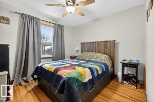 11234 68 Street, Edmonton, AB - Indoor Photo Showing Bedroom