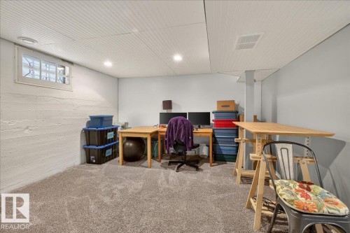 11234 68 Street, Edmonton, AB - Indoor