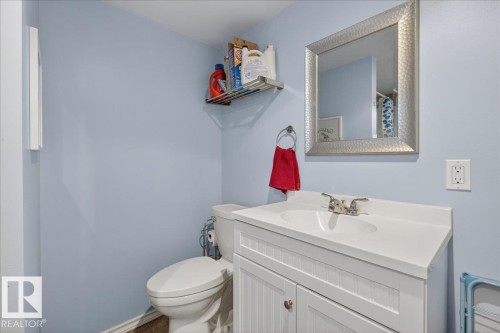 11234 68 Street, Edmonton, AB - Indoor Photo Showing Bathroom