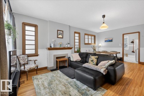 11234 68 Street, Edmonton, AB - Indoor Photo Showing Living Room With Fireplace