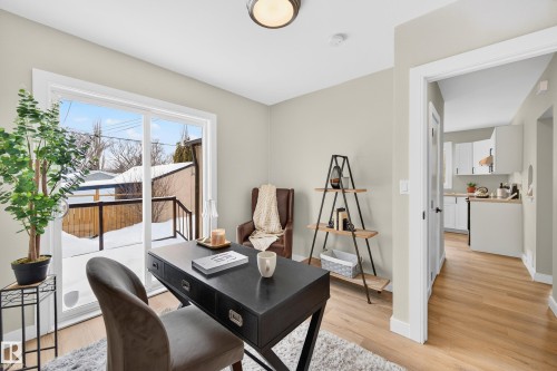 11330 67 Street, Edmonton, AB - Indoor