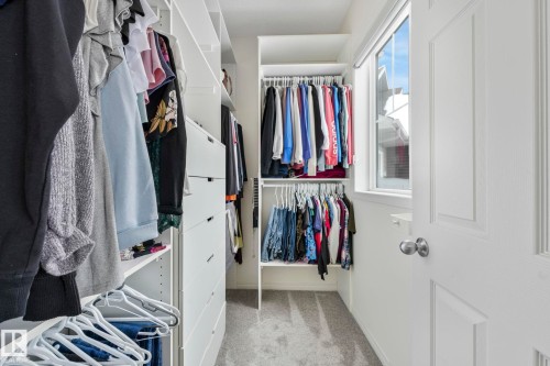 5507 Crabapple Loop, Edmonton, AB - Indoor With Storage