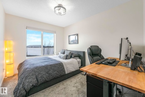 5507 Crabapple Loop, Edmonton, AB - Indoor Photo Showing Bedroom