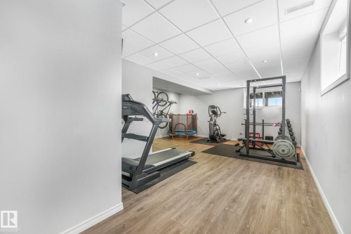 5507 Crabapple Loop, Edmonton, AB - Indoor Photo Showing Gym Room