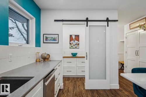 9602 83 Avenue, Edmonton, AB - Indoor Photo Showing Kitchen